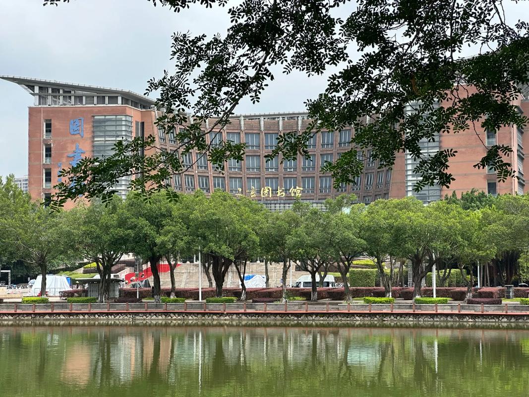 福建师范大学旗山旅店有何特色？-第1张图片-花冠旅游服务