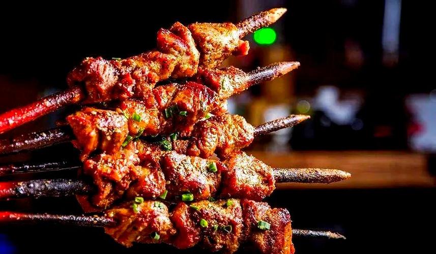 新疆红柳枝烤羊肉有何独特魅力？-第2张图片-花冠旅游服务