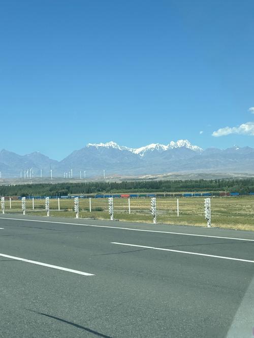 新疆S315路况如何？通行安全吗？-第1张图片-花冠旅游服务