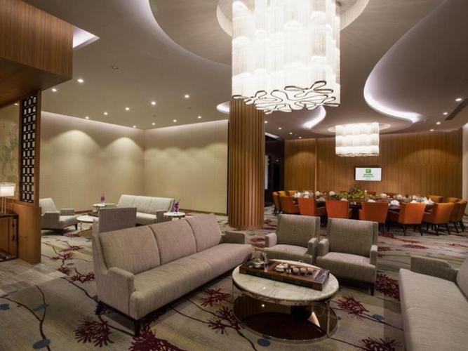 福建莆田秀屿假日酒店有何特色？-第2张图片-花冠旅游服务