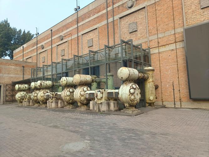 新疆5445运动工厂是做什么的？-第2张图片-花冠旅游服务