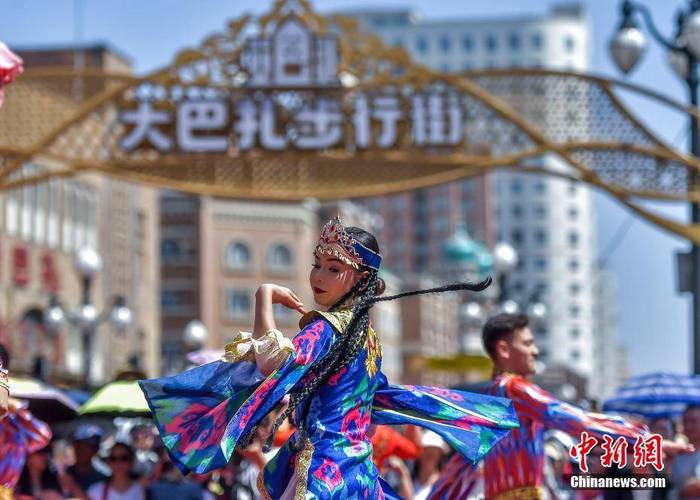 新疆2025古尔邦节会有哪些特色活动？-第3张图片-花冠旅游服务