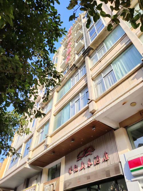 福建平潭假日酒店地址在哪？-第1张图片-花冠旅游服务