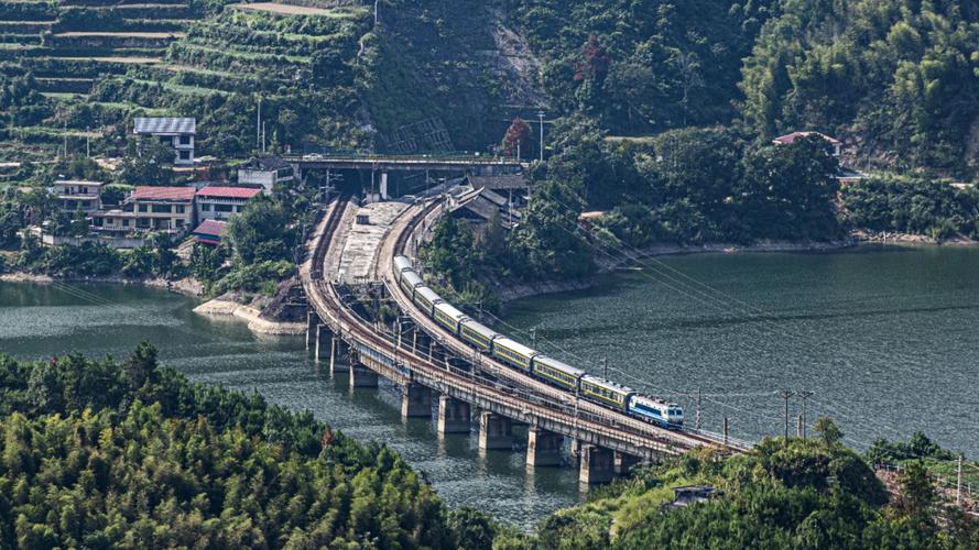 遵义到抚州火车怎么坐？-第3张图片-花冠旅游服务