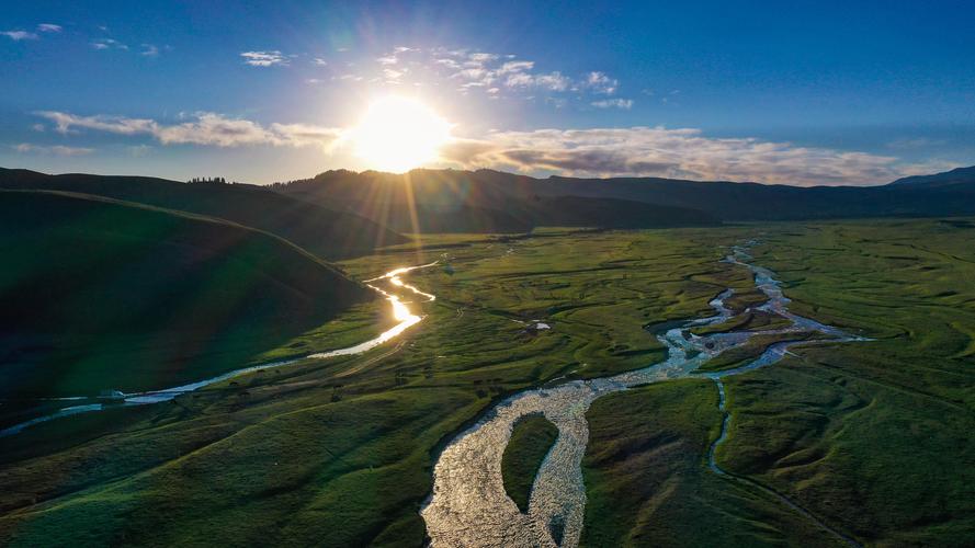 新疆8月日出日落时间具体几点？-第2张图片-花冠旅游服务