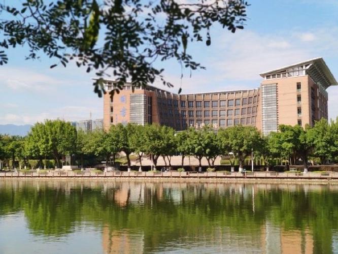 福建师大仓山校区有何故事？-第1张图片-花冠旅游服务