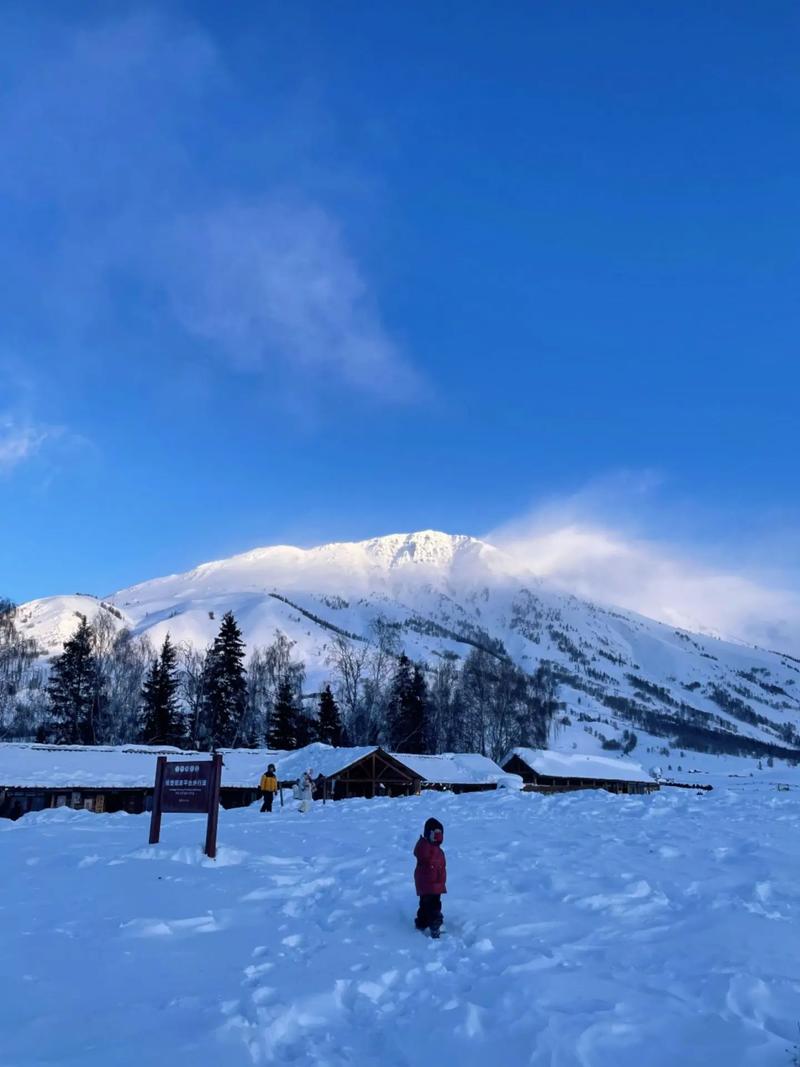新疆禾木什么时候下雪-第1张图片-花冠旅游服务