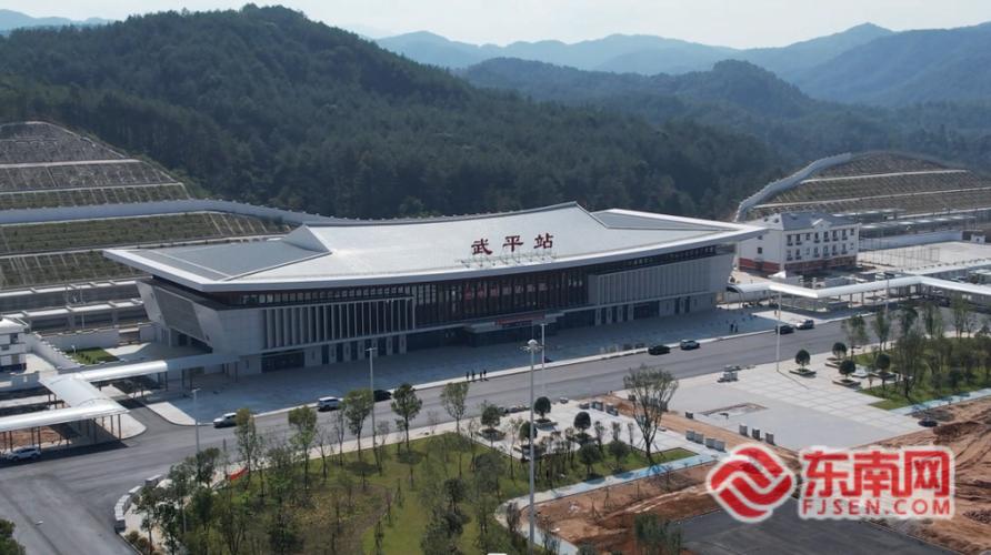 福建龙岩附近的高铁站-第2张图片-花冠旅游服务