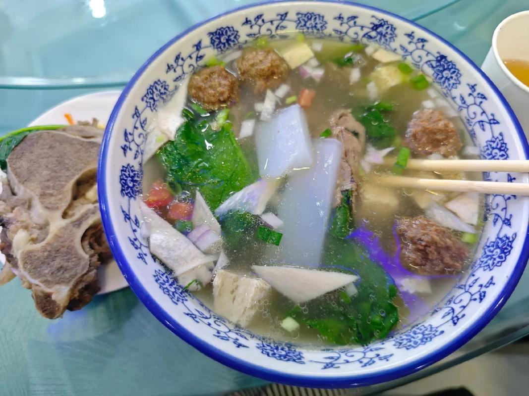 新疆回族丸子汤怎么做才正宗？-第2张图片-花冠旅游服务