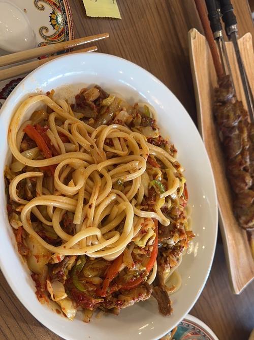 上海巴依老爷新疆美食-第1张图片-花冠旅游服务