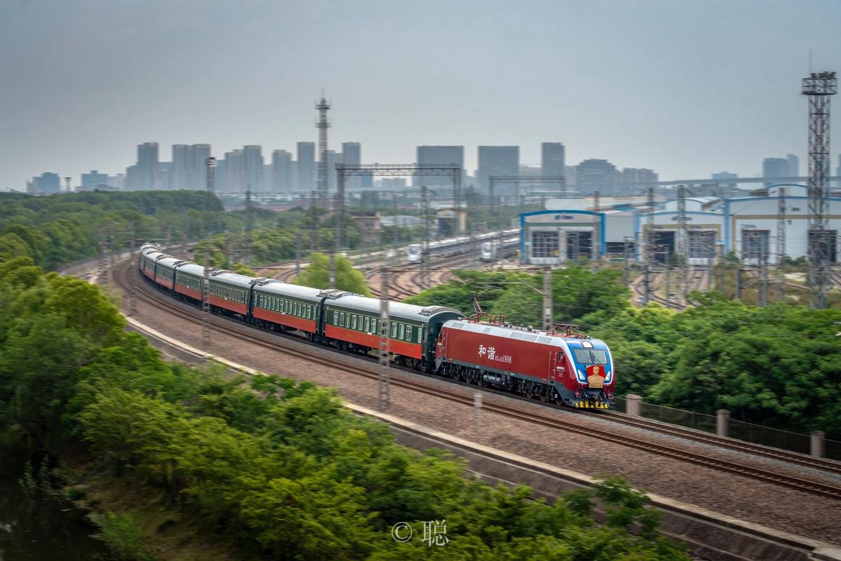 上海到江西兴国火车怎么坐？-第2张图片-花冠旅游服务