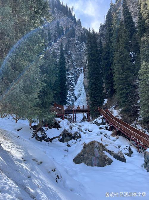 新疆乌鲁木齐好玩的山-第2张图片-花冠旅游服务