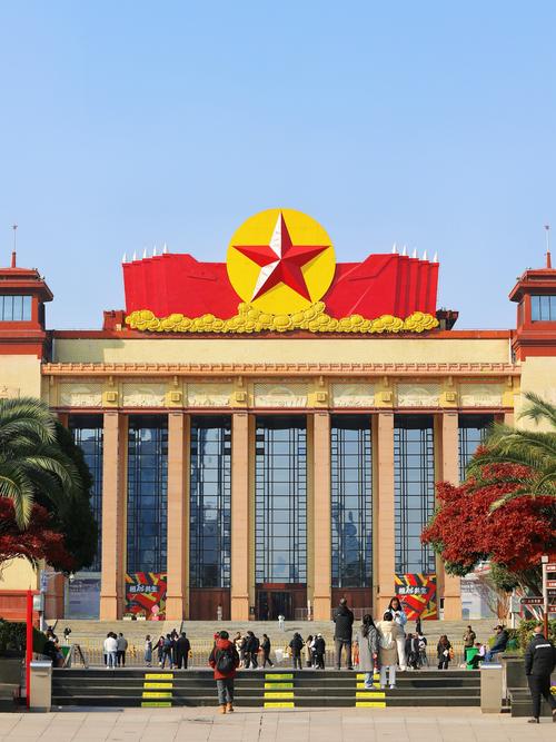 南昌八一广场具体位置在哪？-第1张图片-花冠旅游服务