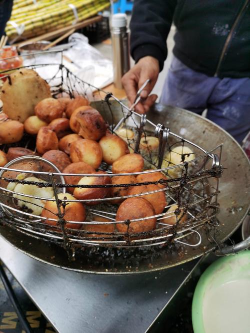 福建街边油炸小吃有哪些必尝？-第1张图片-花冠旅游服务