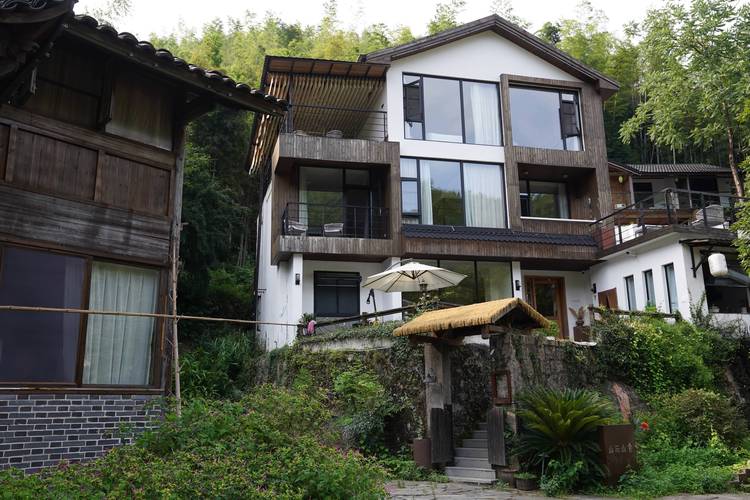 江西南昌附近有哪些度假村推荐?-第1张图片-花冠旅游服务 江西南昌附近有哪些度假村推荐?-第1张图片-花冠旅游服务