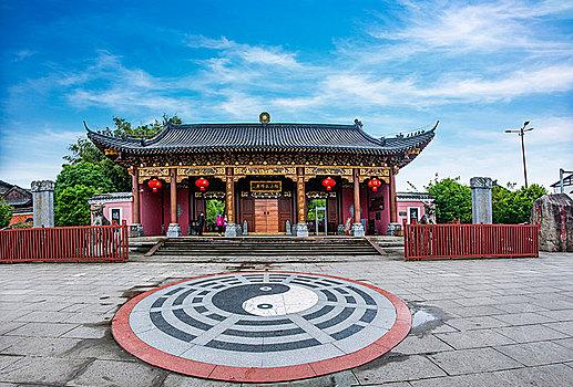 江西龙虎山嗣汉天师府有何独特之处？-第2张图片-花冠旅游服务