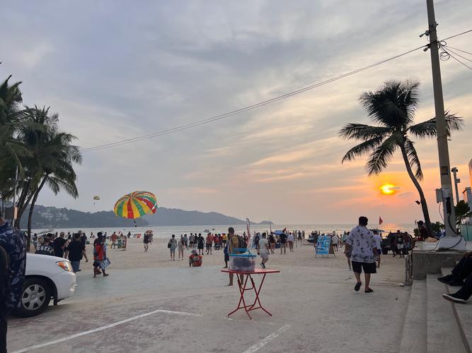 江西冷?普吉岛芭东海滩的江西冷是什么?-第1张图片-花冠旅游服务 江西冷?普吉岛芭东海滩的江西冷是什么?-第1张图片-花冠旅游服务