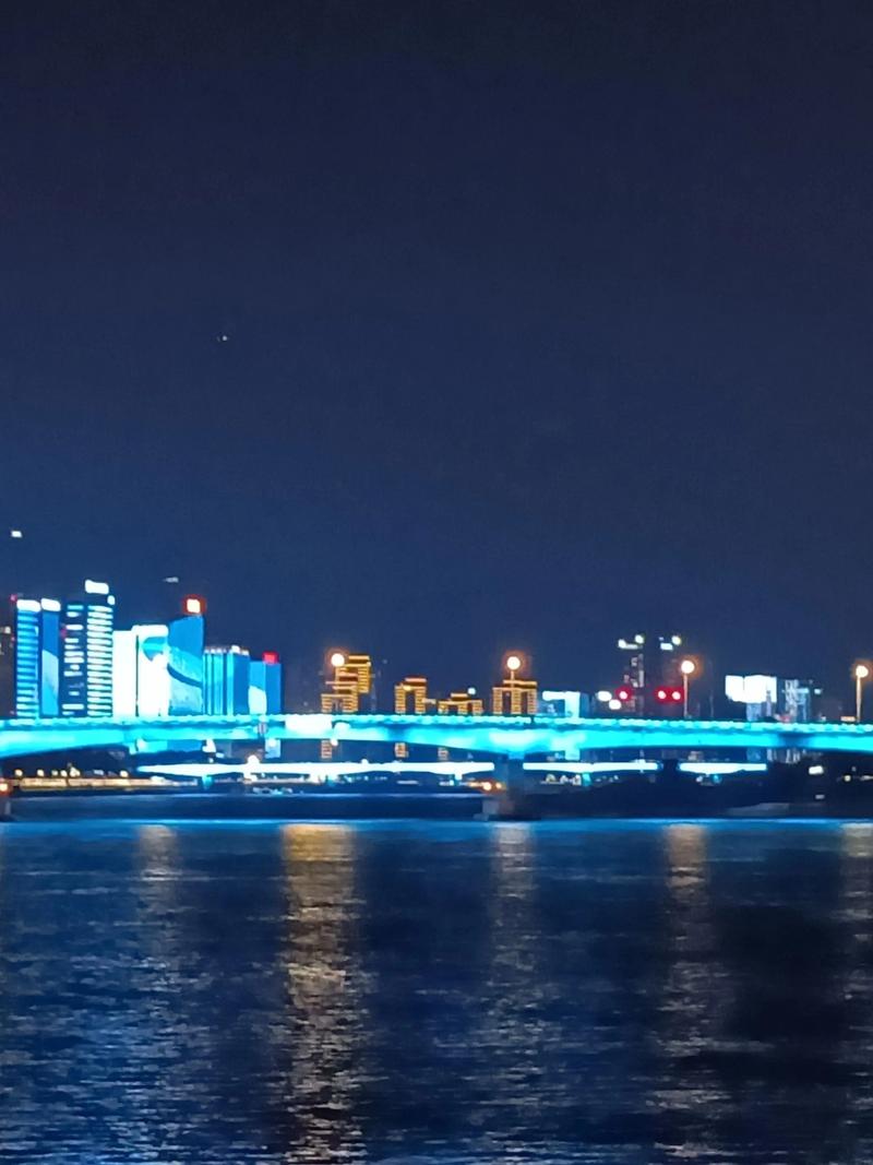 福州夜晚有哪些好去处？-第1张图片-花冠旅游服务