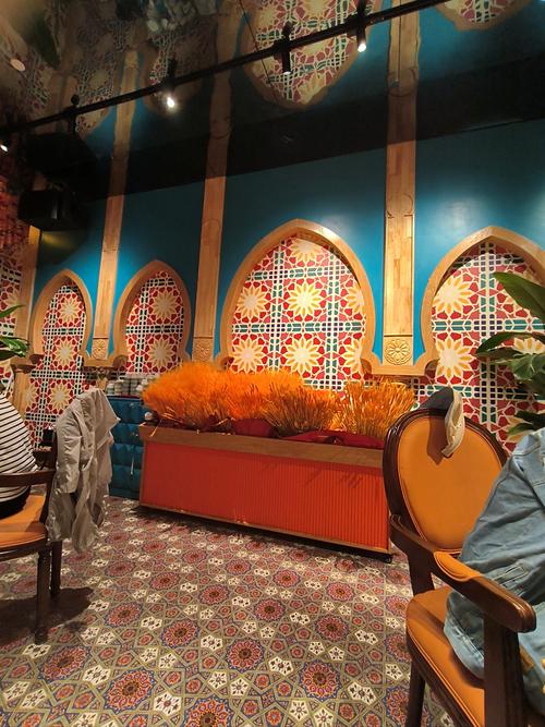 新疆风情饭店装修图片有何设计亮点？-第2张图片-花冠旅游服务