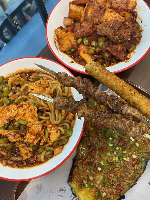 上海新疆炒米粉去哪吃？-第1张图片-花冠旅游服务