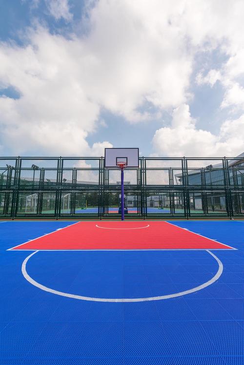 福建省体育中心篮球场开放时间及收费标准？-第3张图片-花冠旅游服务