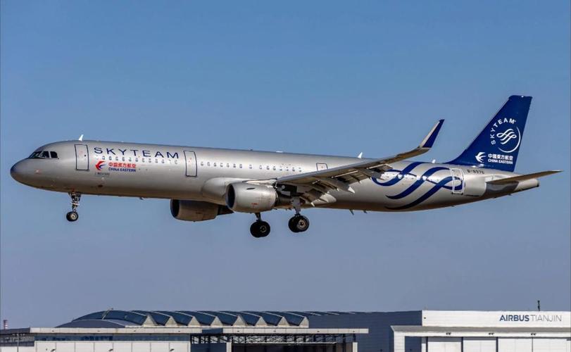 新疆到杭州飞机飞行时长多少？-第1张图片-花冠旅游服务