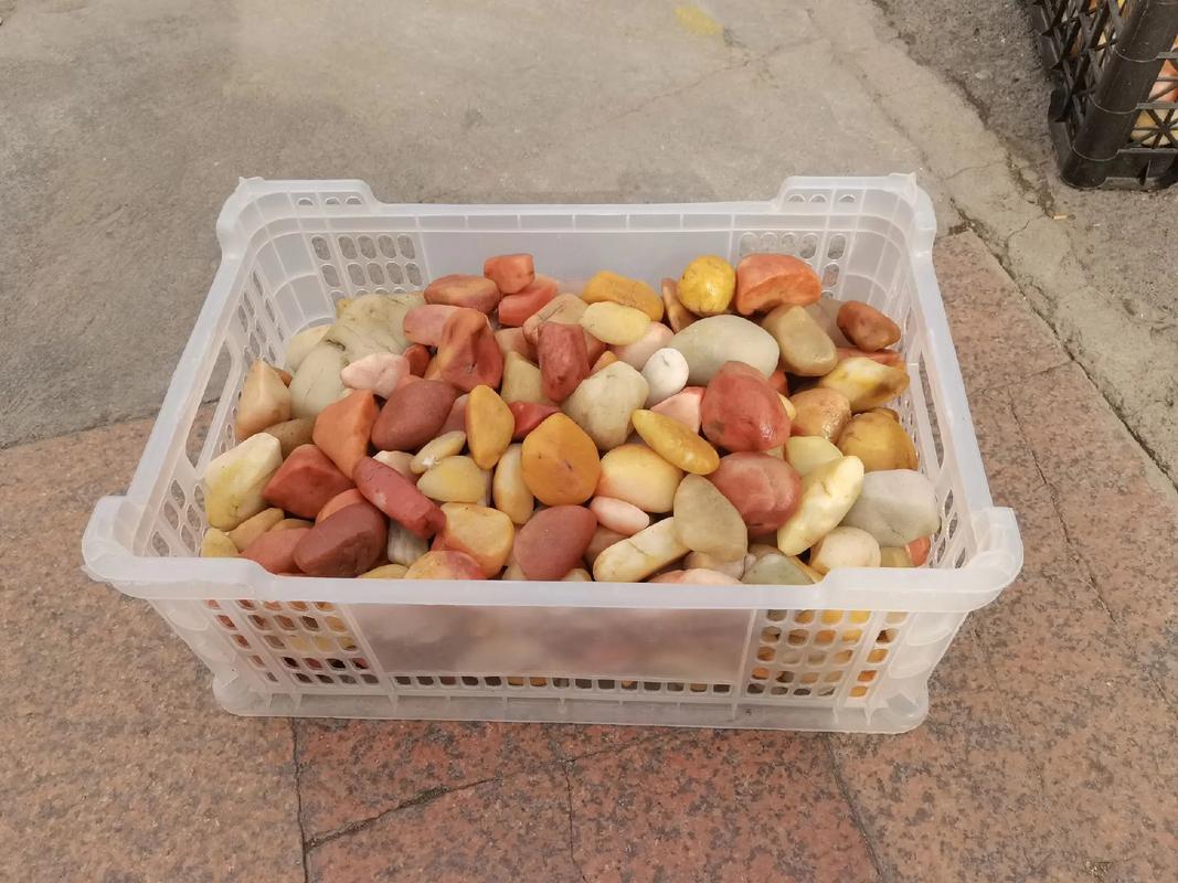 新疆伊犁捡玉石的地方-第2张图片-花冠旅游服务