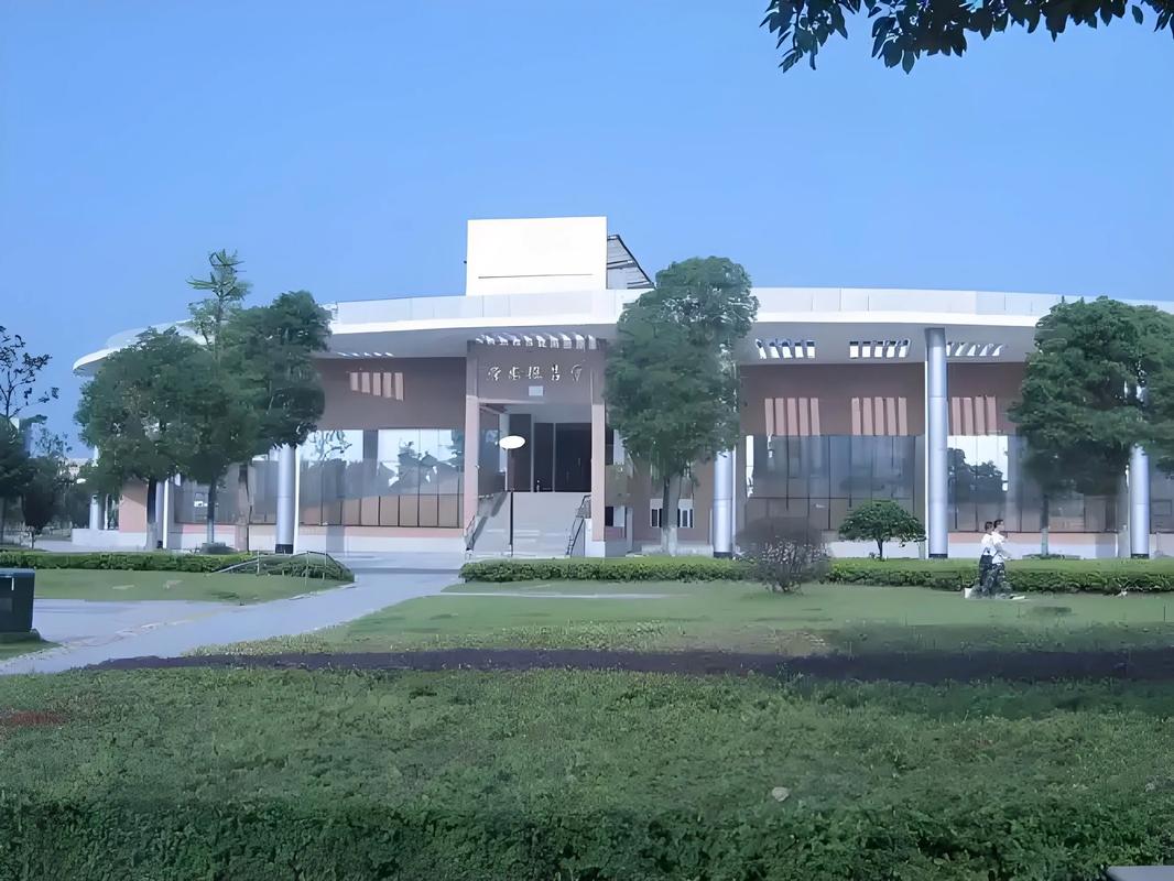 江西科技学院前街宾馆有何特色？-第2张图片-花冠旅游服务