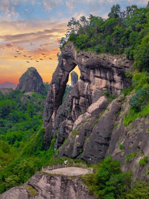 江西龙虎山有哪些必游景点？-第2张图片-花冠旅游服务