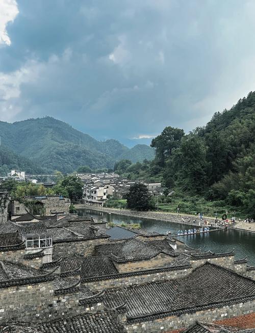 江西瑶里古镇住宿怎么选？-第1张图片-花冠旅游服务