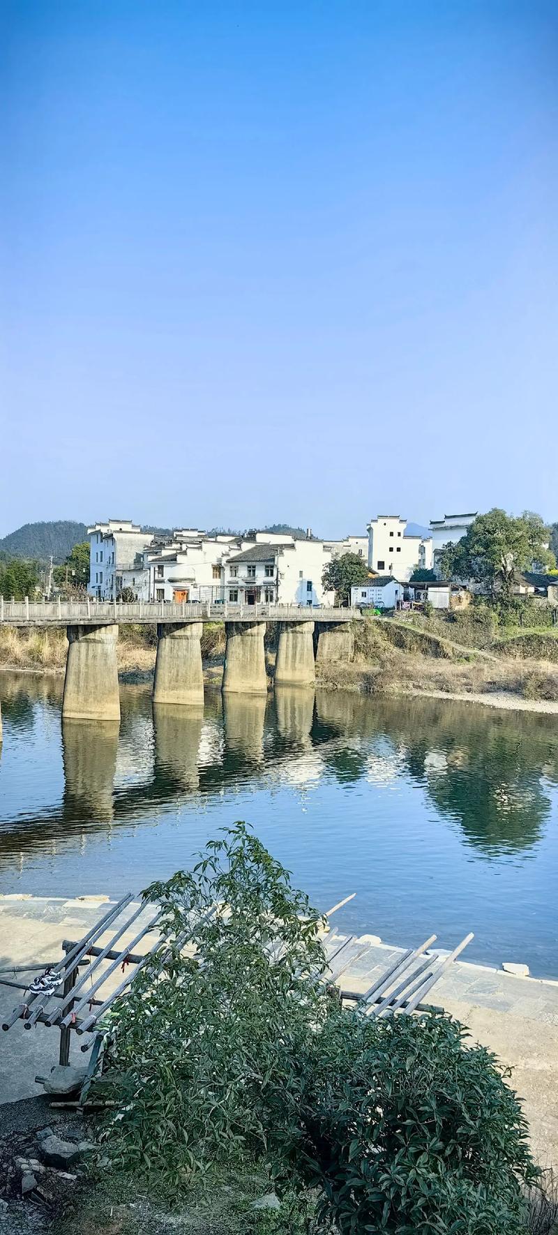 汪口村铁心桥有何历史故事？-第1张图片-花冠旅游服务