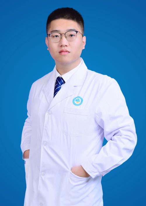 新疆建工医院骨科专家擅长哪些治疗？-第2张图片-花冠旅游服务