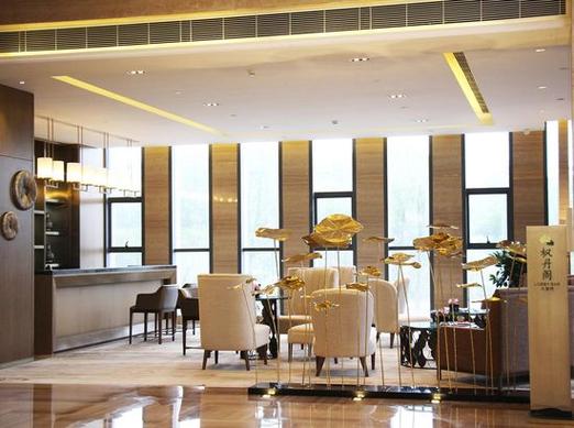 江西鹰潭枫丹白露酒店有何特色？-第2张图片-花冠旅游服务