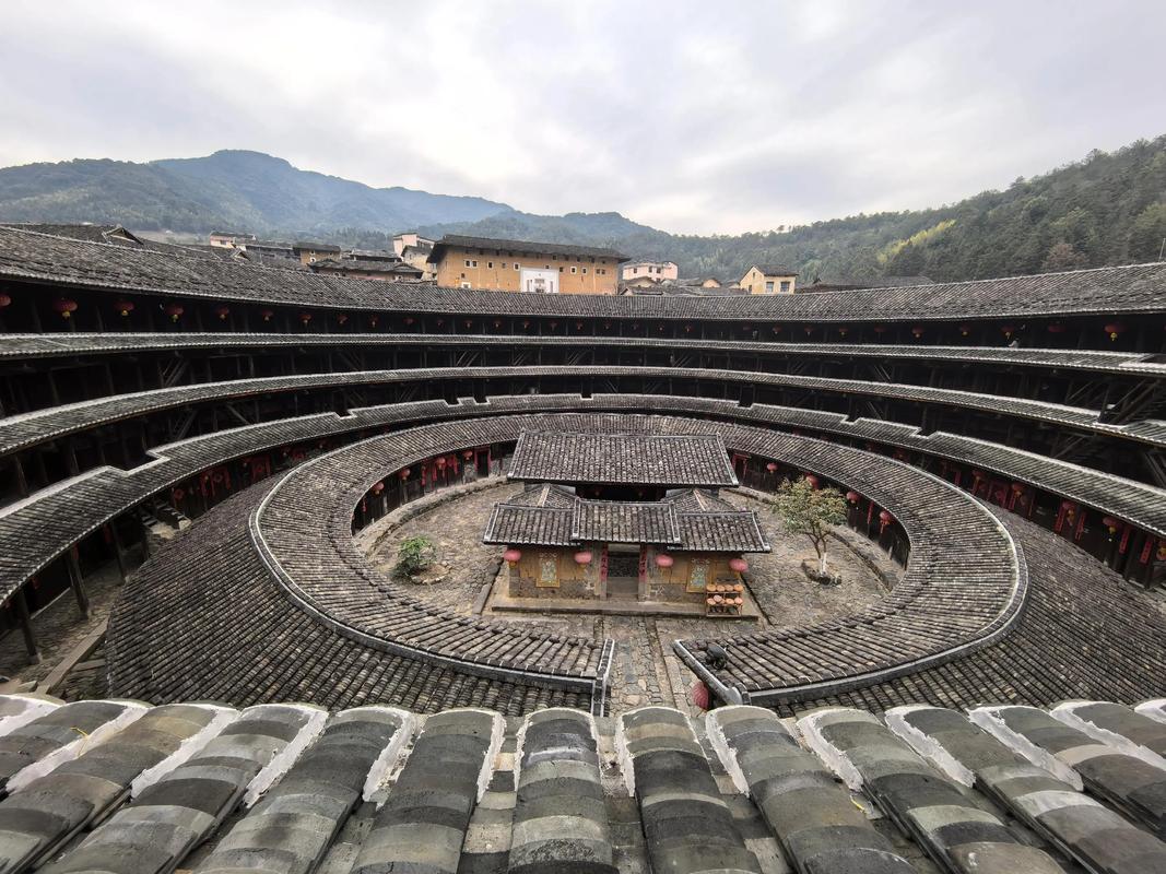 福建永定土楼联系电话是多少？-第3张图片-花冠旅游服务