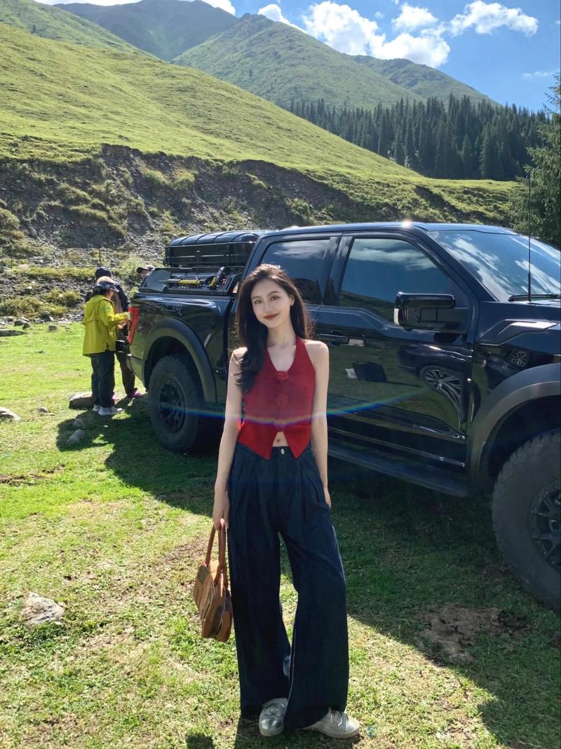 五月去新疆该穿什么衣服？-第1张图片-花冠旅游服务