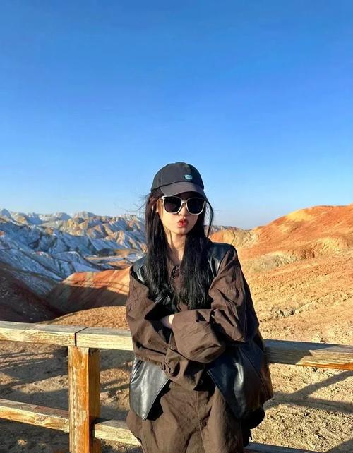 五月去新疆该穿什么衣服？-第3张图片-花冠旅游服务