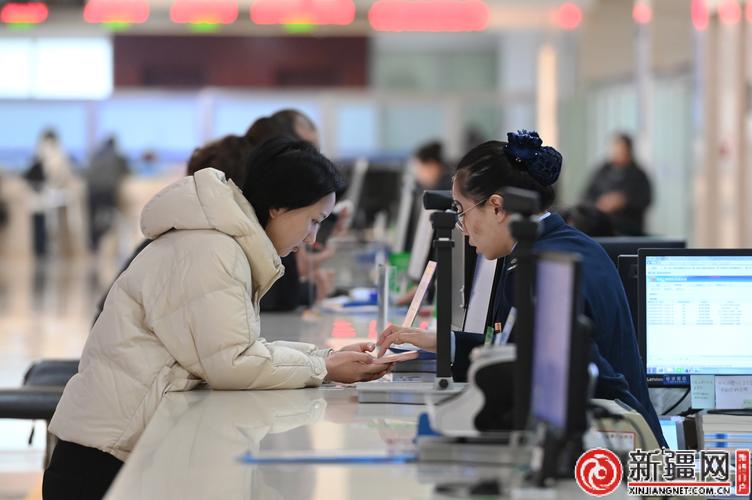 乌鲁木齐上班时间是几点？-第1张图片-花冠旅游服务