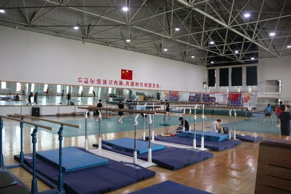 新疆师范大学体育学院-第1张图片-花冠旅游服务