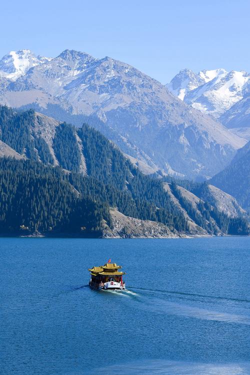 新疆必去景点有哪些？-第2张图片-花冠旅游服务