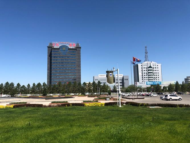 新疆克拉玛依独山子区有何独特之处？-第1张图片-花冠旅游服务