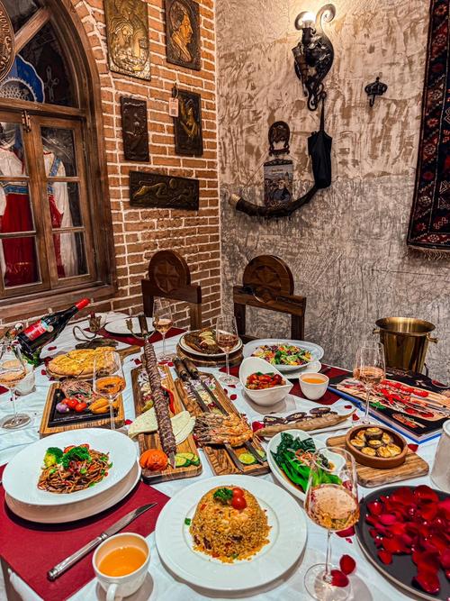 乌鲁木齐新疆特色餐厅-第1张图片-花冠旅游服务