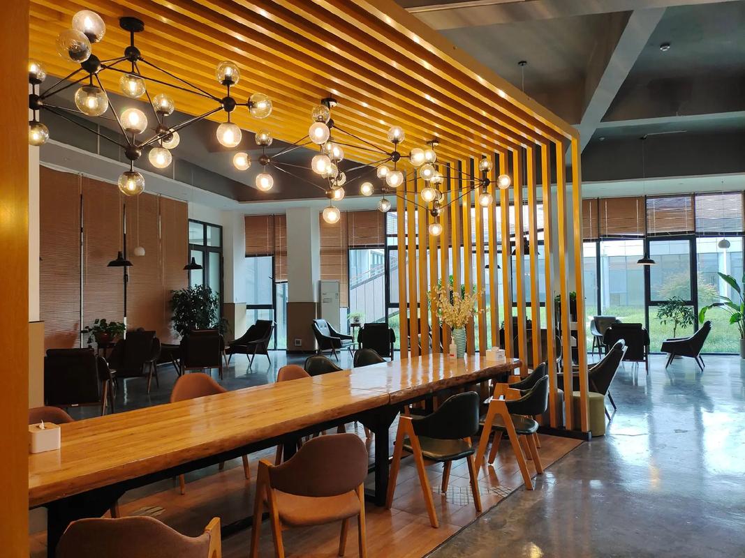 福建啡凡精品咖啡学院有何特色？-第1张图片-花冠旅游服务