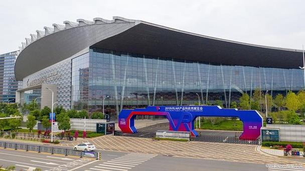 江西南昌国际展览中心有何特色？-第1张图片-花冠旅游服务