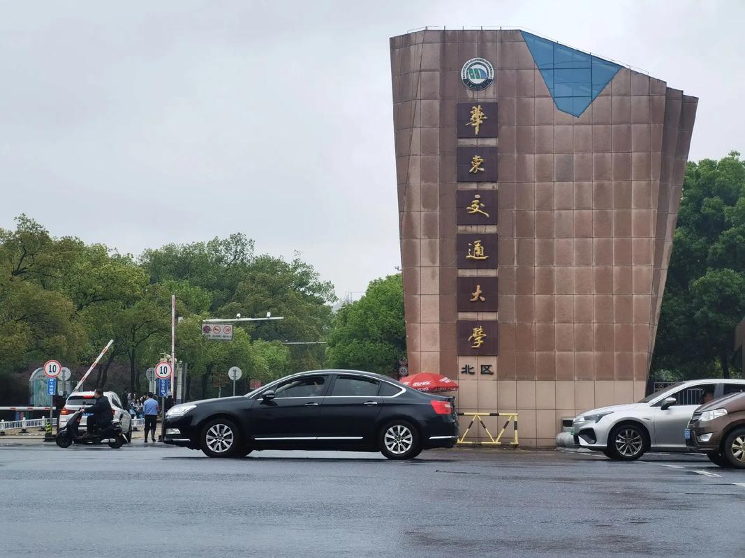 江西华东交大有何特色或故事？-第3张图片-花冠旅游服务