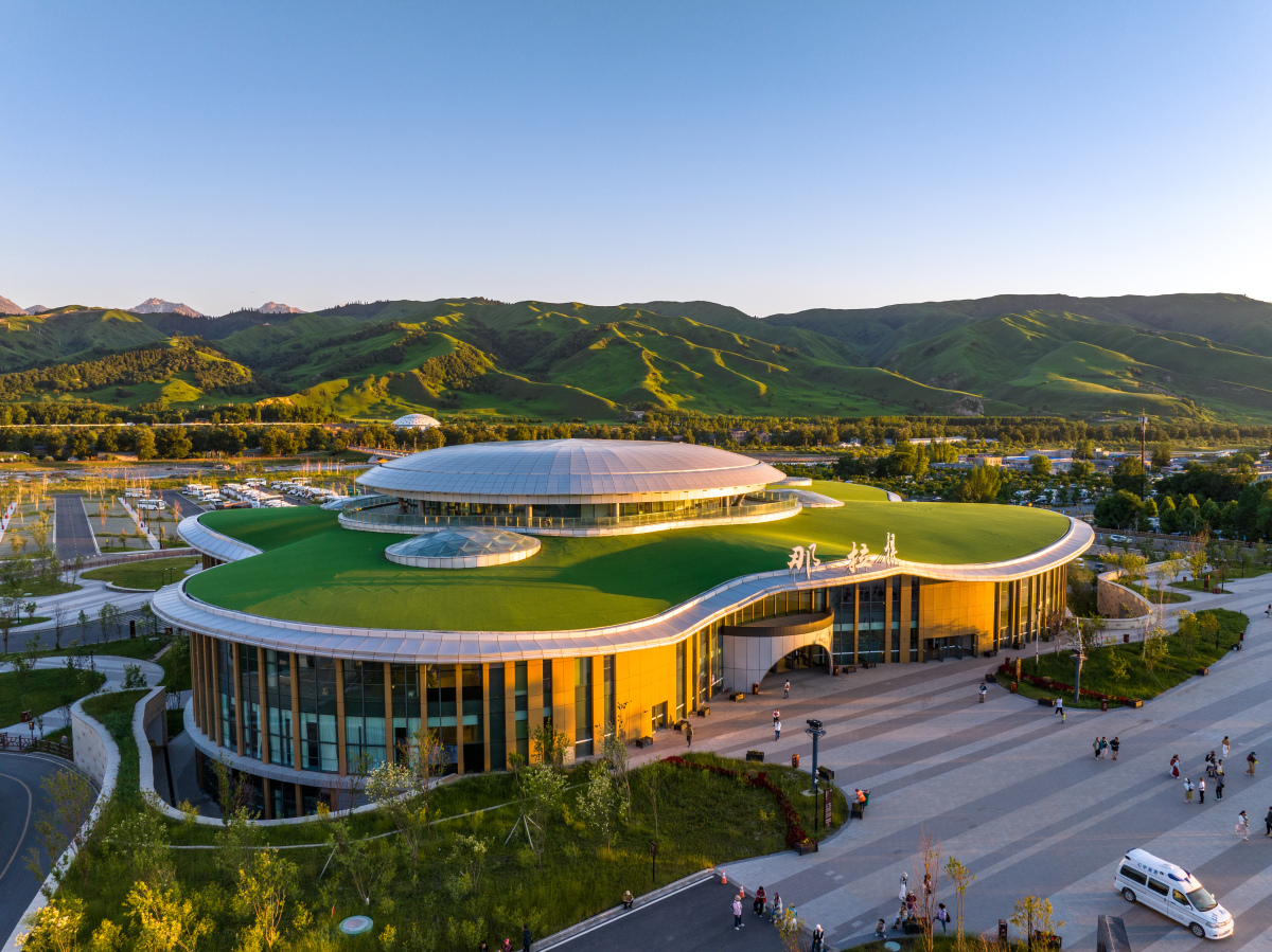 新疆农业大学体育馆有何特色功能？-第2张图片-花冠旅游服务