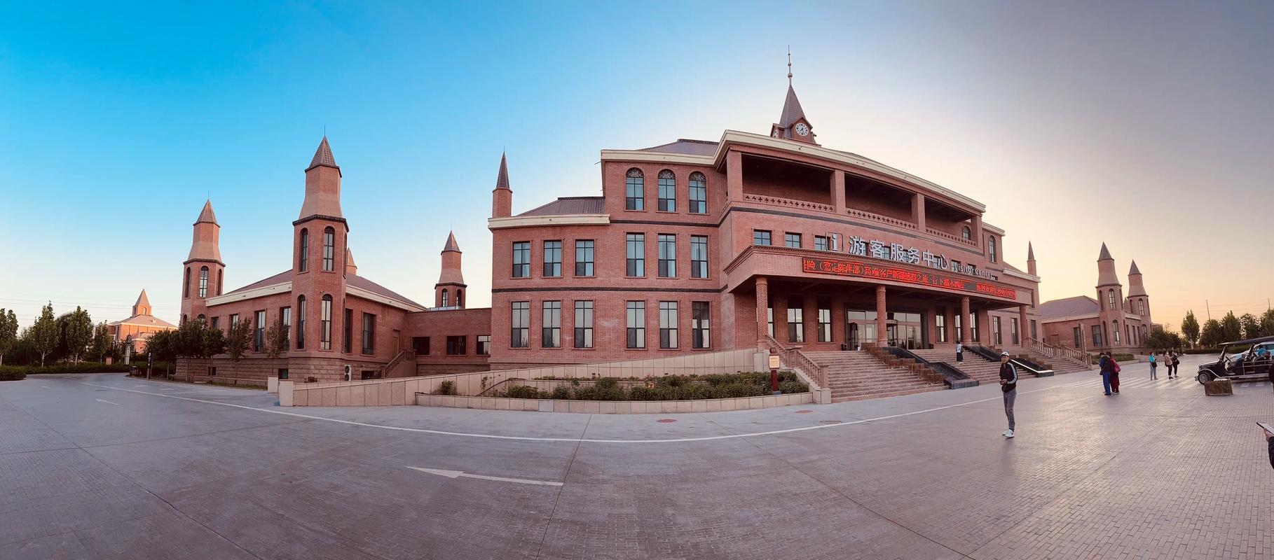 新疆留学生服务中心具体提供哪些服务？-第1张图片-花冠旅游服务