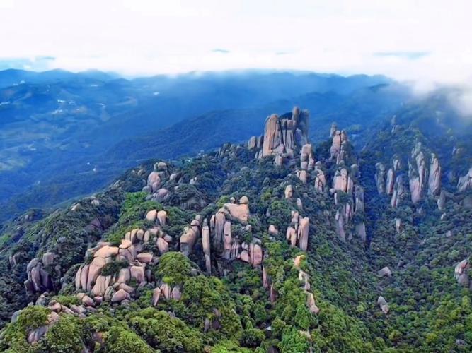 福建旅游区有哪些山区值得一游？-第2张图片-花冠旅游服务
