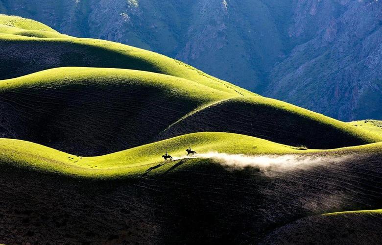 喀拉峻草原美如画，为何能成新疆名片？-第2张图片-花冠旅游服务