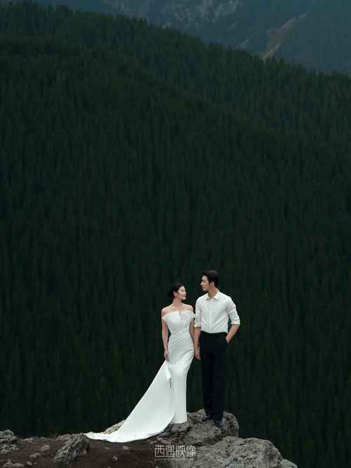 新疆婚纱摄影前十名有哪些？-第1张图片-花冠旅游服务