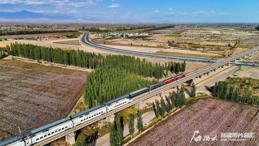 新疆旅游铁路，串联哪些美景？-第3张图片-花冠旅游服务
